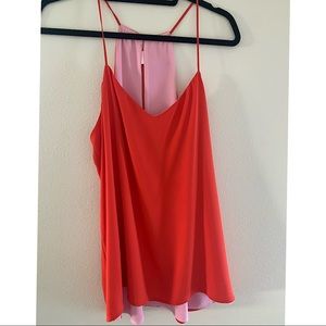 Reversible tank